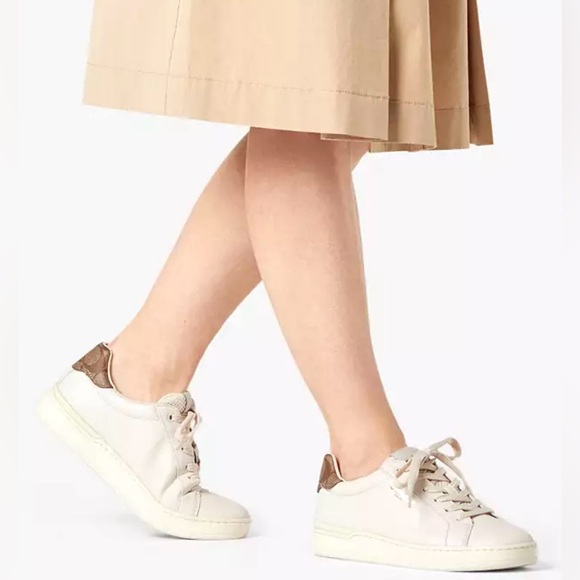 Coach Chalk/Khaki Clip Leather Lotop, Size 7B Sneakers, NWOT-Pristine Condition - Picture 7 of 12